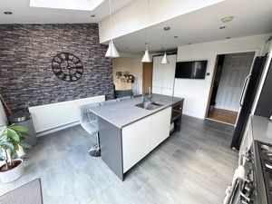 Kitchen- click for photo gallery